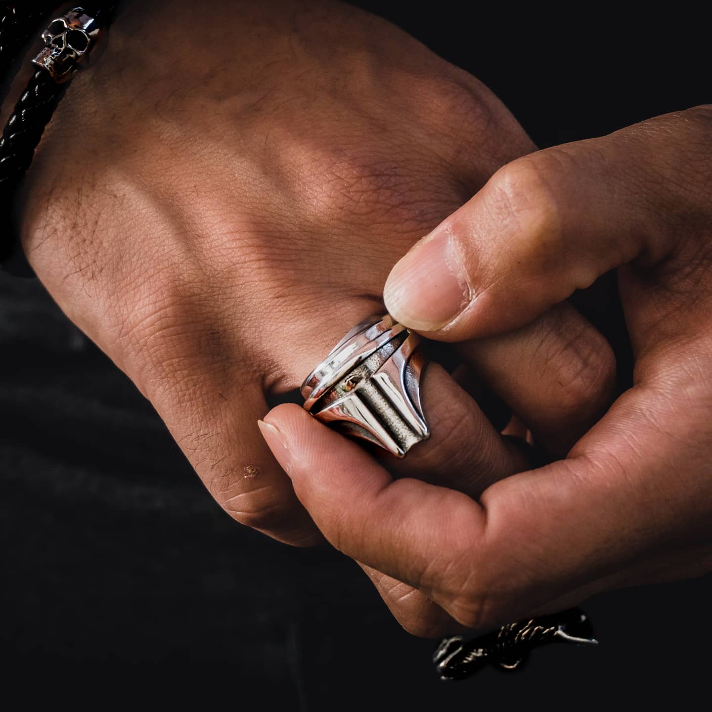 Anillo para hombre casco mandaloriano 4 Anillo para hombre casco mandaloriano - Imagen 2